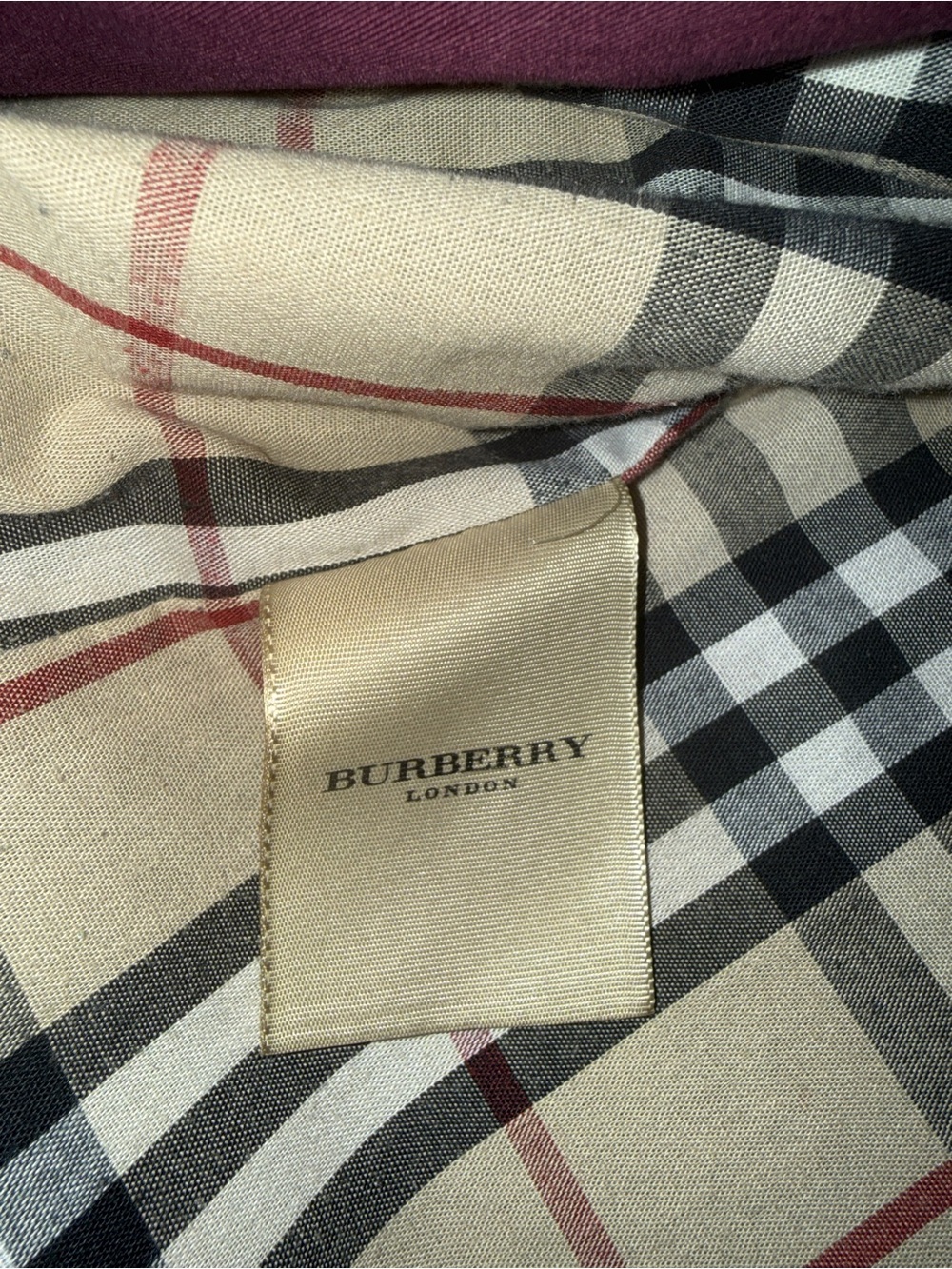 Burberry Women's Maroon Trench Coat - Picture 3 of 9